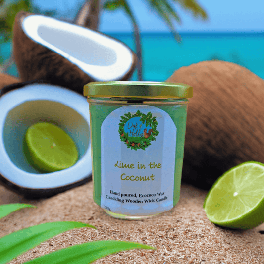 Lime in the Coconut scented candle with wooden wick-Oak and Holly